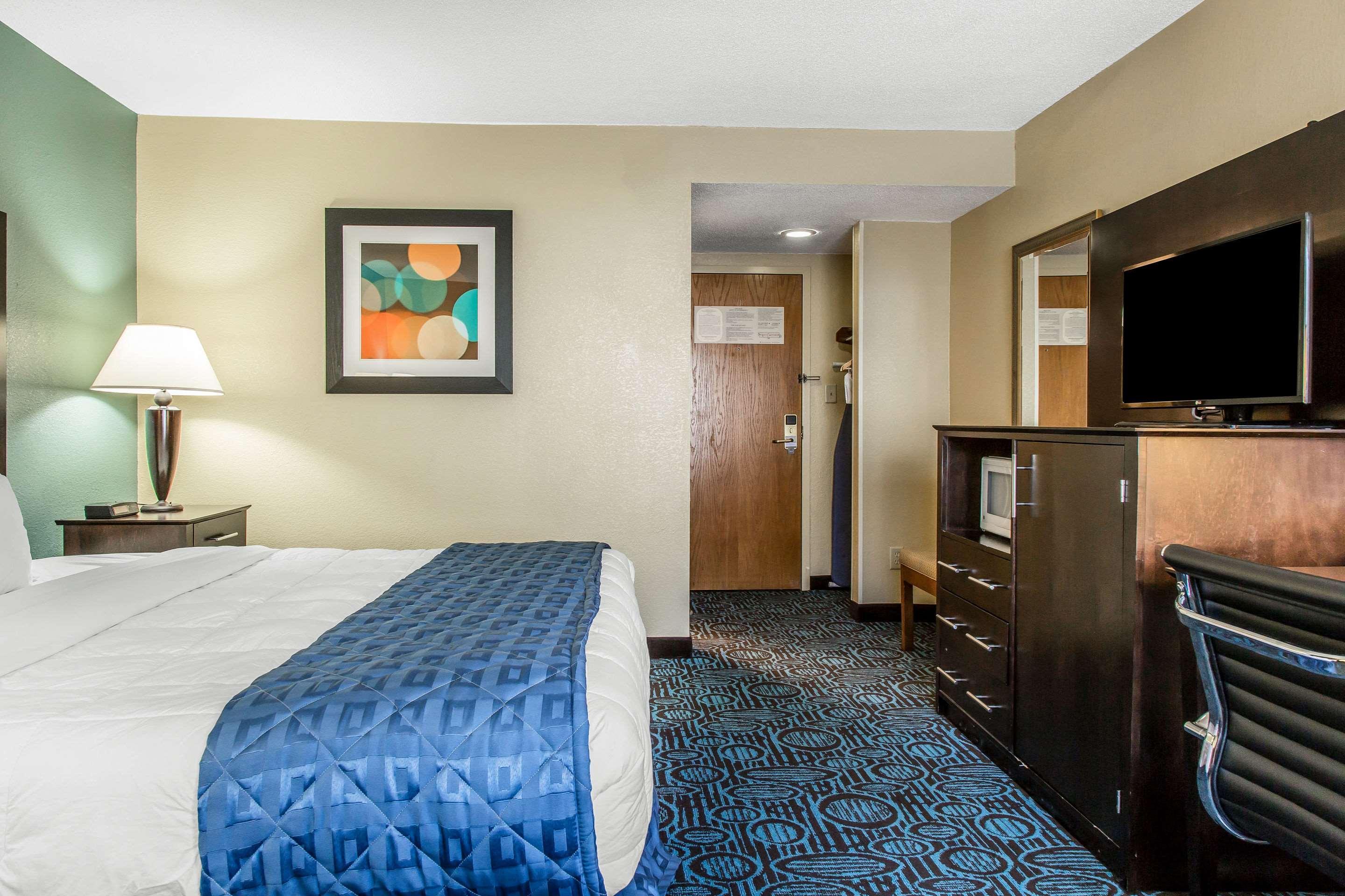 Clarion Inn New London - Mystic Bagian luar foto
