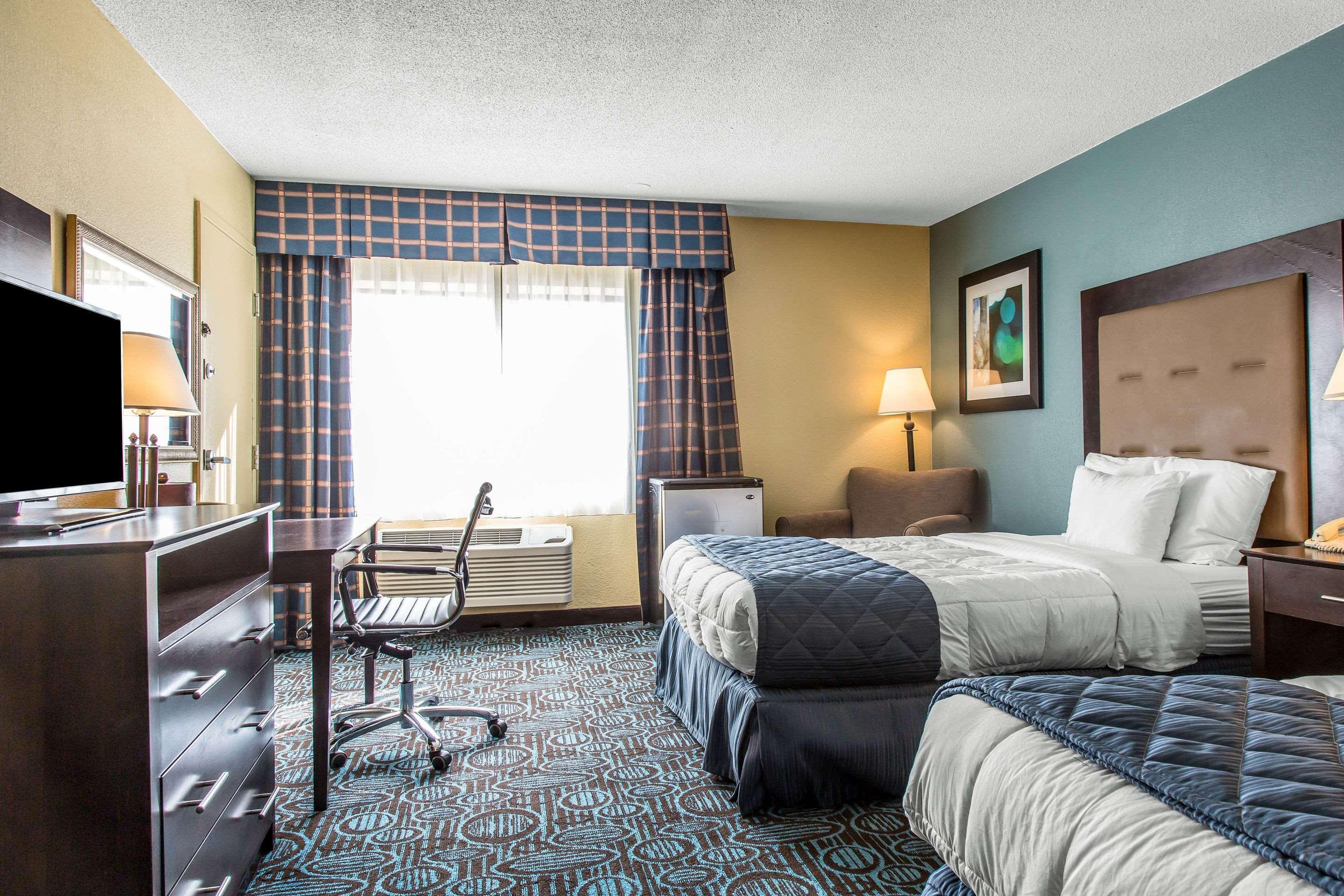 Clarion Inn New London - Mystic Bagian luar foto